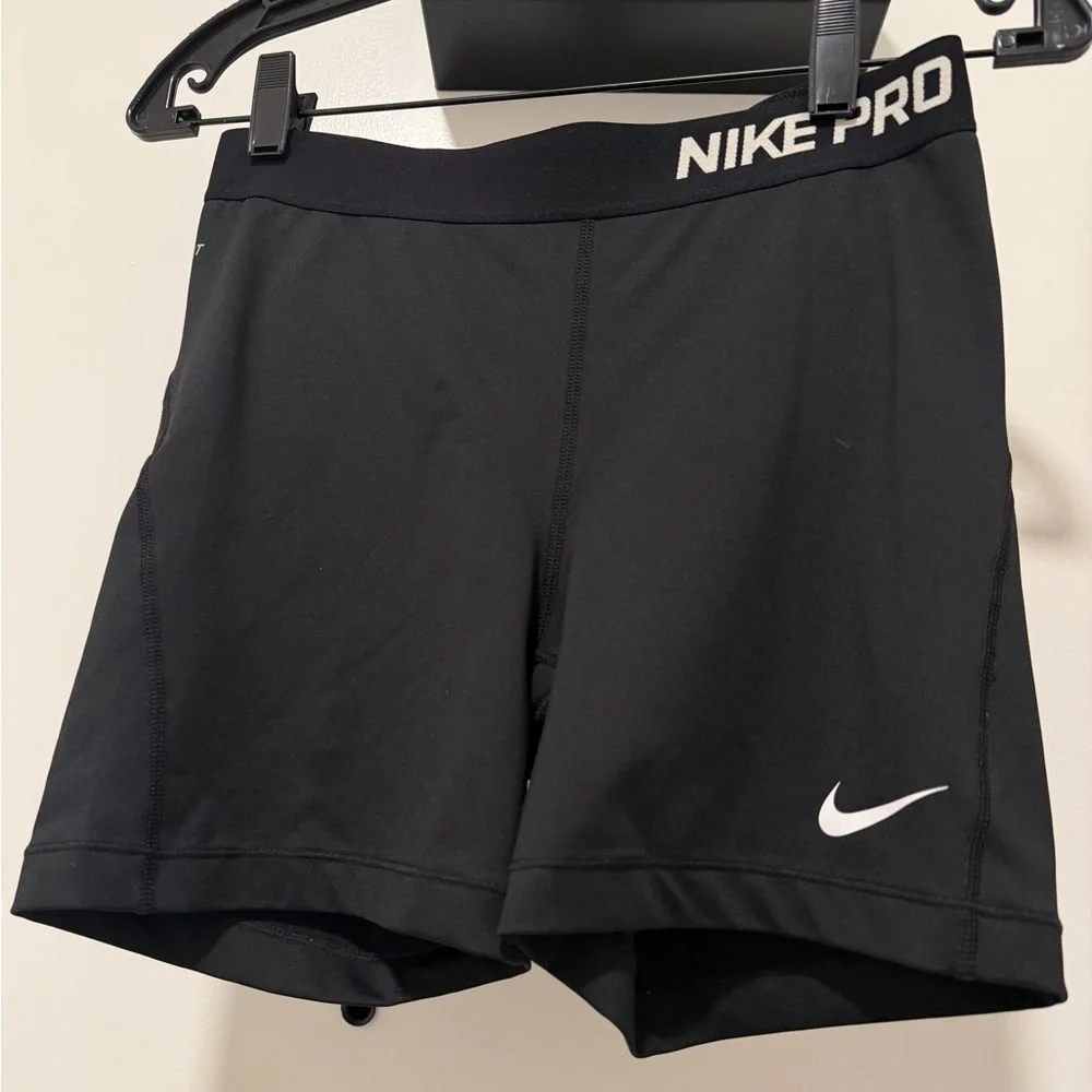 Nike Pro Dri-FIT Shorts - Picture 1 of 2